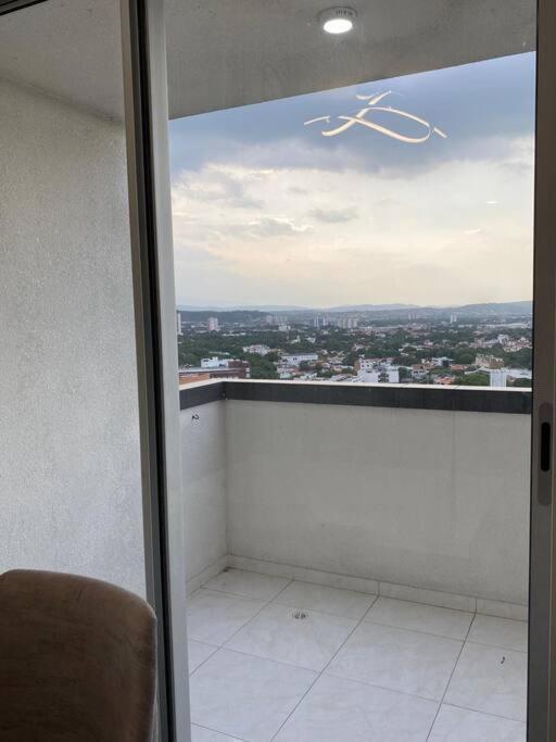 Moderno Y Comodo Apartamento Apartment Cucuta Bagian luar foto