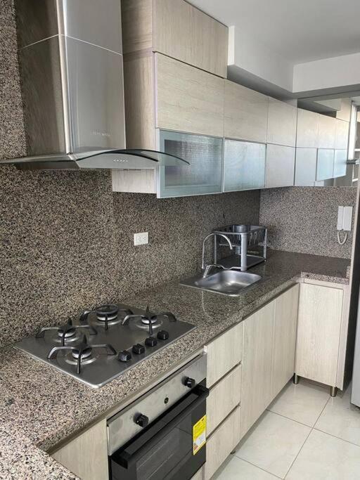 Moderno Y Comodo Apartamento Apartment Cucuta Bagian luar foto